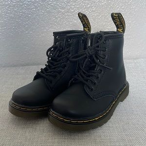 Dr. Martins Toddler Boot 7US